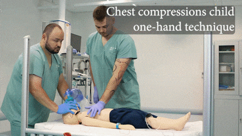 QR5-PLS_Chest_Compressions_child (gif)